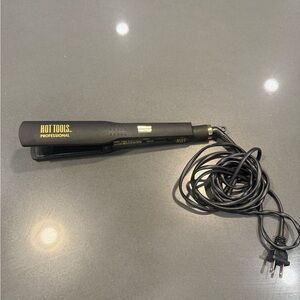 Hot Tools Professional Hair Straightener